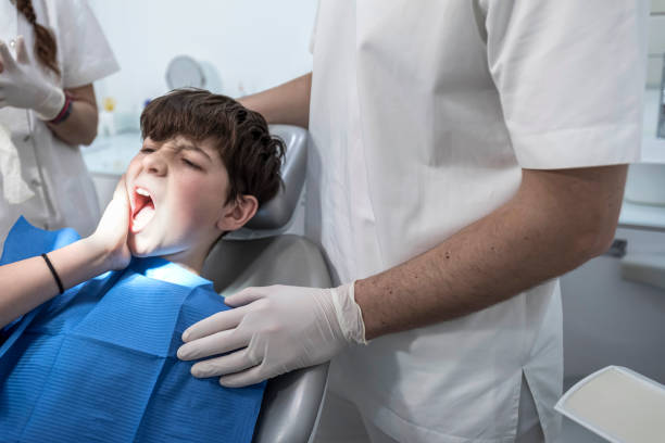 Best Emergency Dental Extractions in Talluh, LA